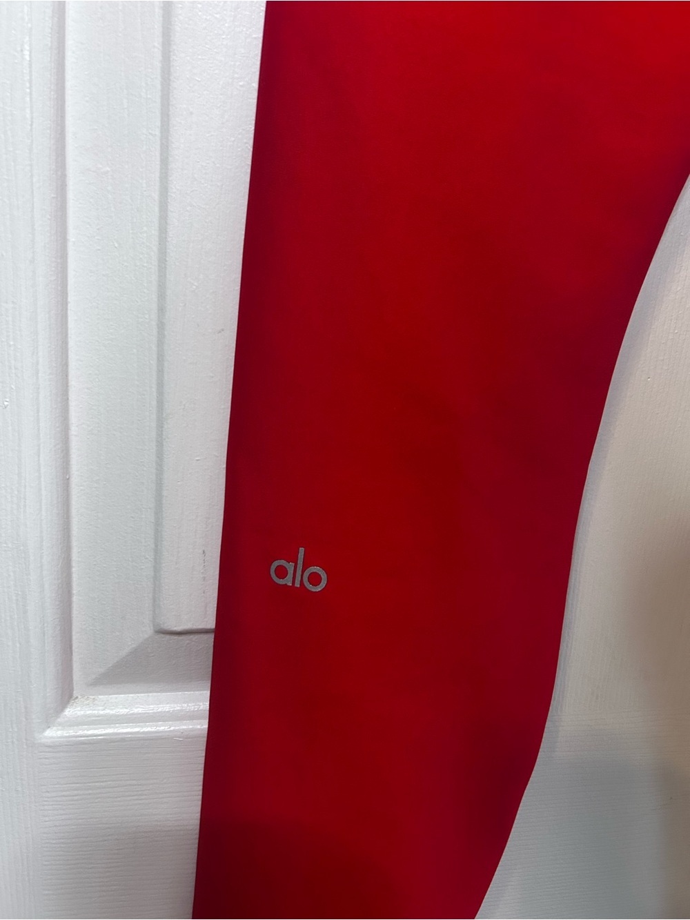 ALO YOGA 7/8 HW Airlift Leggings- Bright Red/ Size Small - Picture 4 of 7